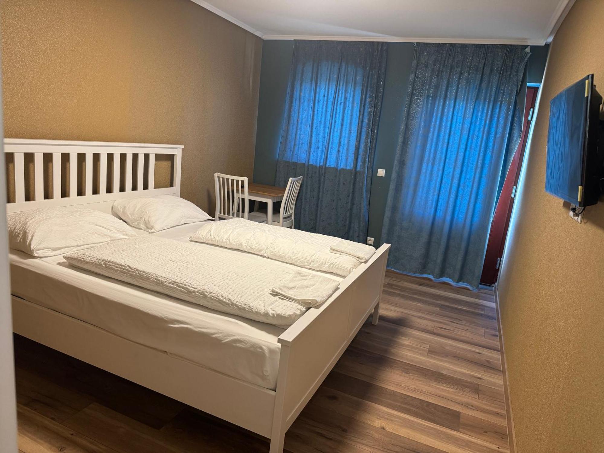 Amedy Guest house Lubeck