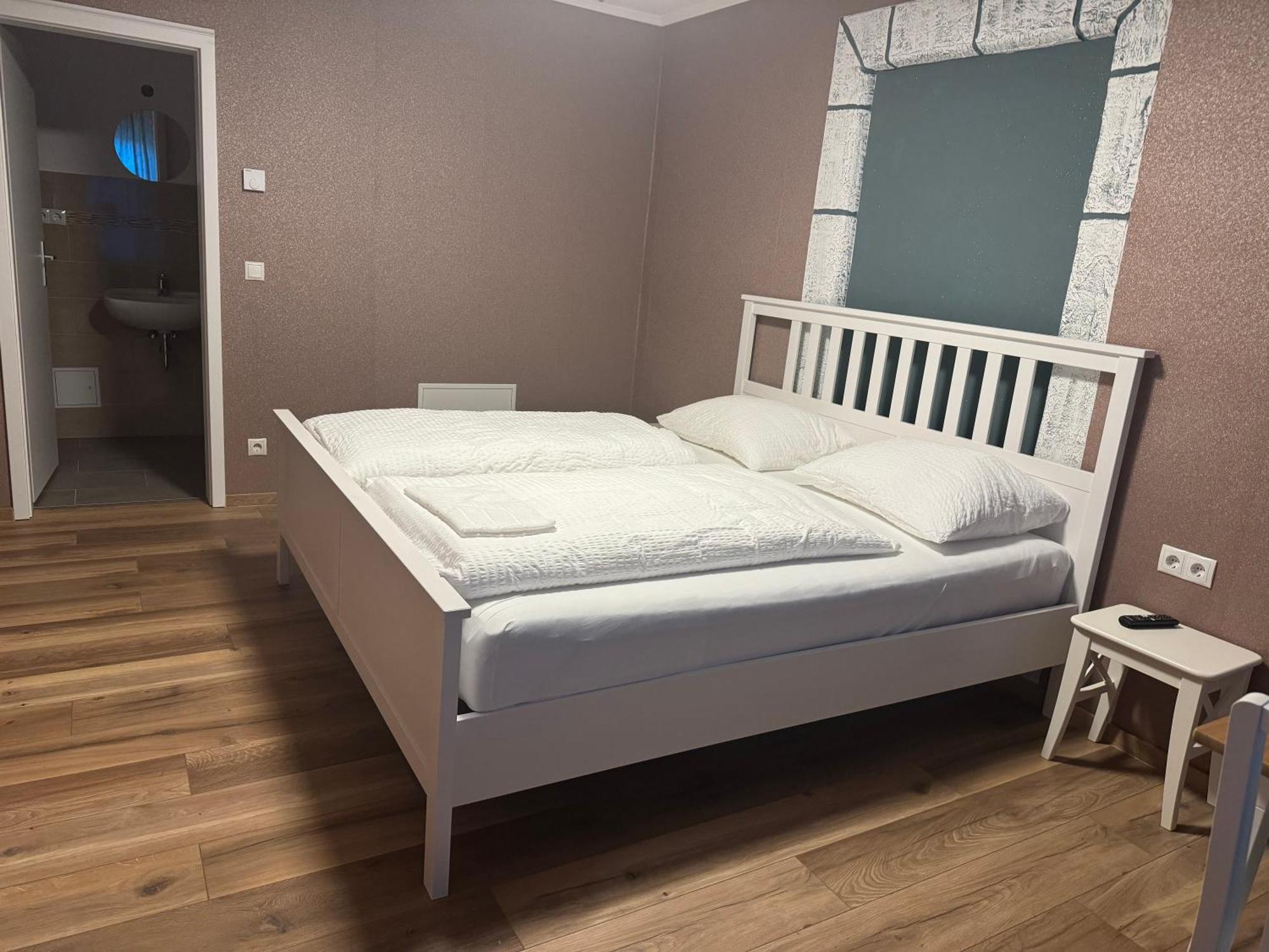 Amedy Guest house Lubeck