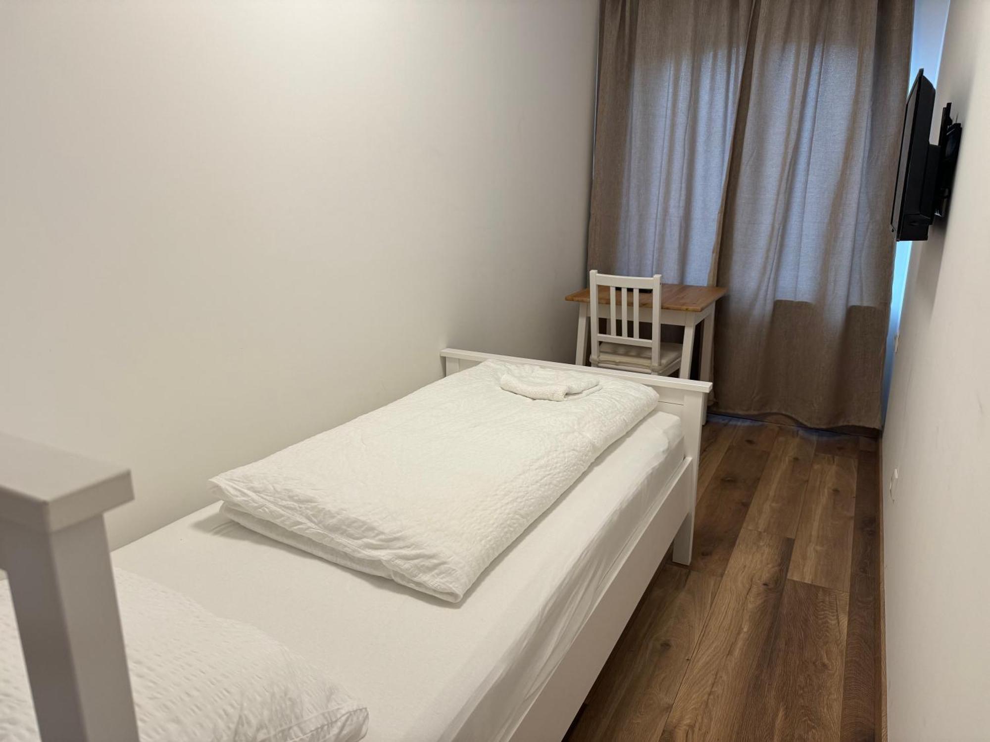 Amedy Guest house *